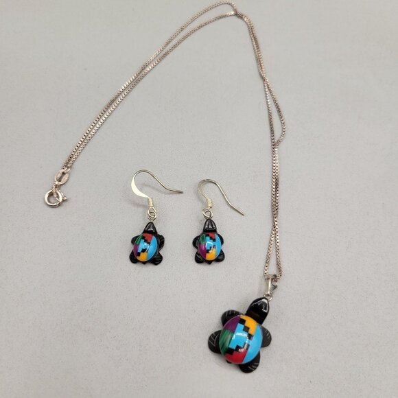 Zuni Fetish Turtle Necklace Earrings Set Jet Faux Stone Overlay - Picture 2 of 4